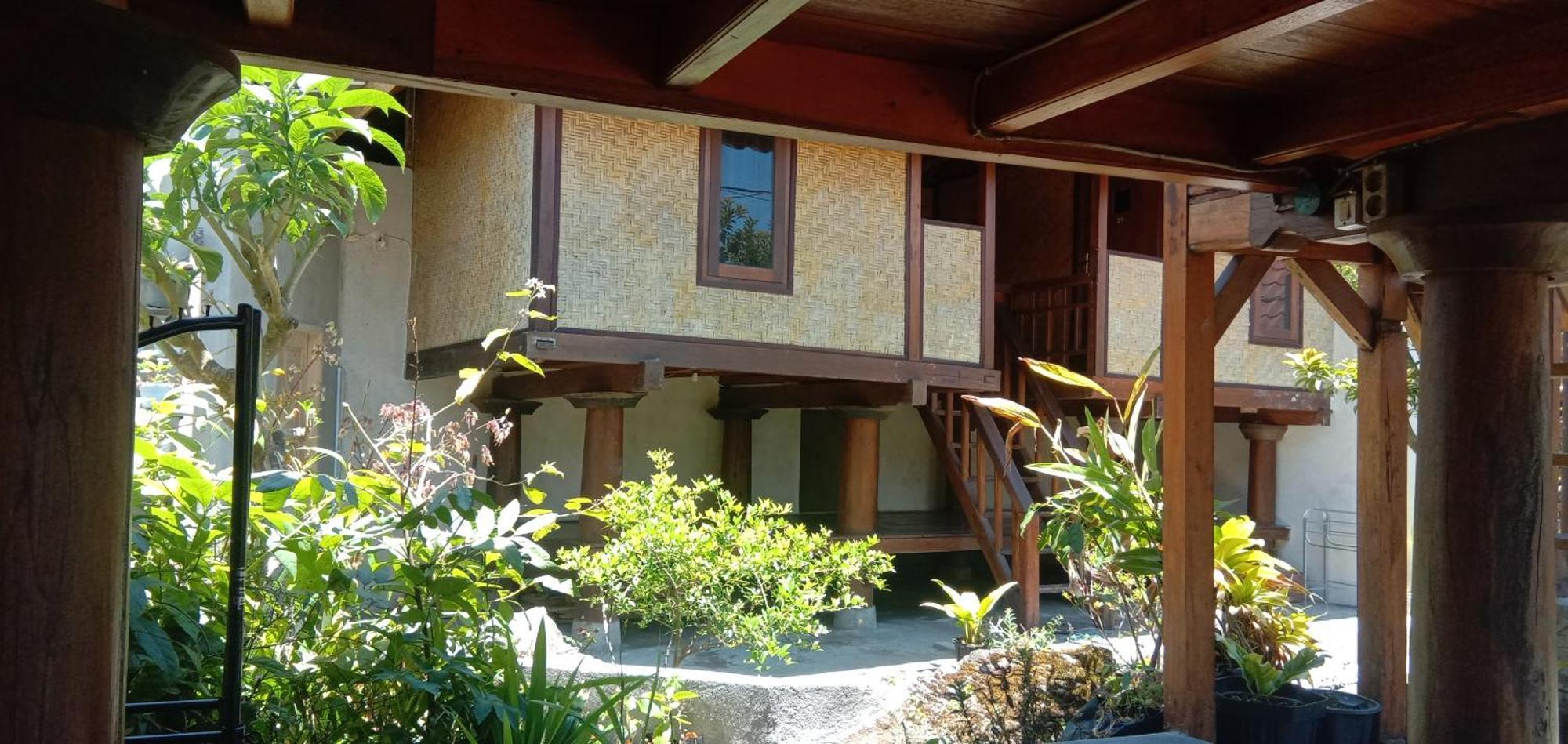 Radiya Guesthouse Сембалун Лаванг Номер фото
